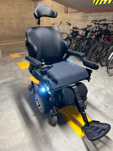 Glide Centro Bariatric Powered Wheelchair