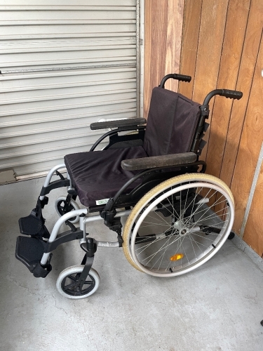 Free Manual Wheelchair