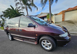 Chrysler Grand Voyager - Side Access Van