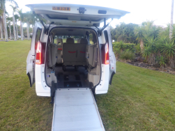 2018 Nissan Serena Rear Wheelchair Entry