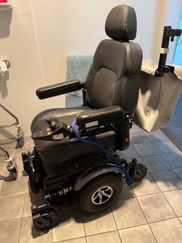 Merits Maverick Electric Wheelchair