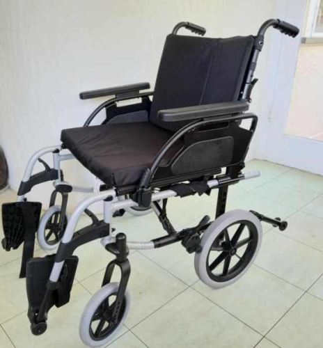 Breezy Basix 2 - As New Wheelchair