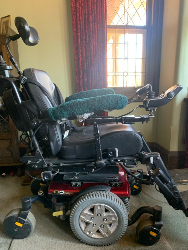 Quantum Q6 Edge Powered Electric Wheelchair