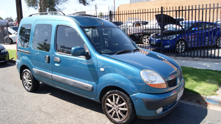 2006 Renault Kango Freewheeler wheelchair accessible vehicle