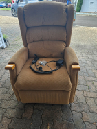 Fondlight Recline and Lift Chair