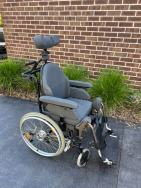 Breezy Relax 900 Multi Function Wheelchair