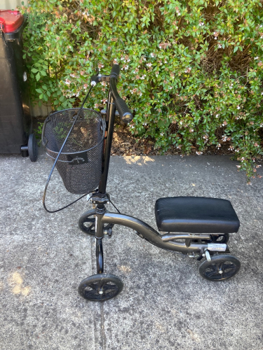 Knee Scooter