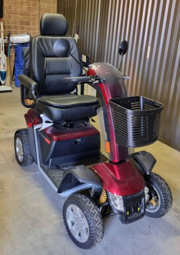 Scooter - Pride Pathfinder 140XL