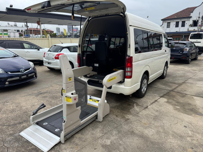 2013 Toyota HiAce Wheelchair Access Vehicle