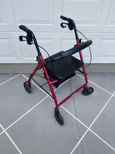 Mobility Walker with Seat