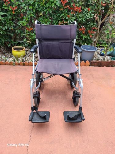 5711_standard_wheelchair_02