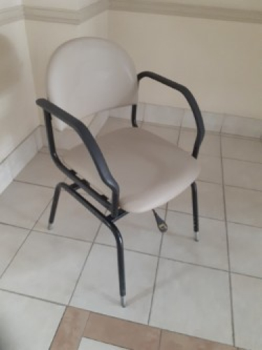 Revolution Chair