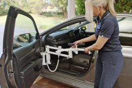 Wheelchair to Car Transfer Ibis Hoist