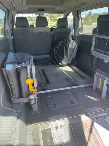 6164_merc_rear_compartment