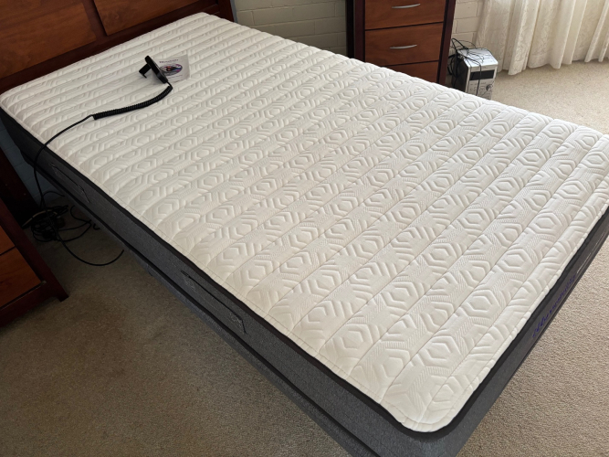 King Single Adjustable bed