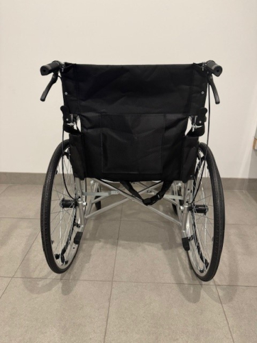 6235_wheelchair_back_view