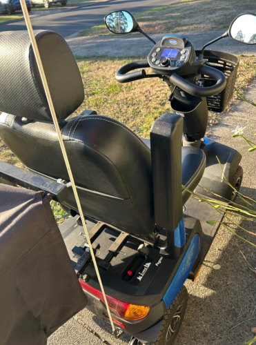 6319_014mobilityscootercraigf