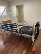 Novis Electric Bed & Pressure Care Mattress