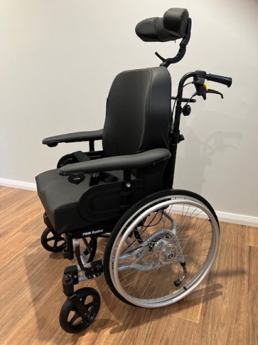 Rea Azalea Self-Propelling Wheelchair 20