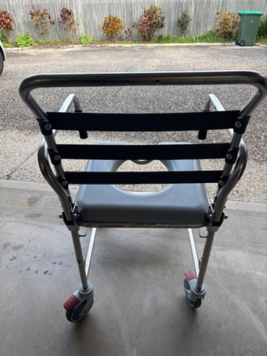 6515_shower_chair_3
