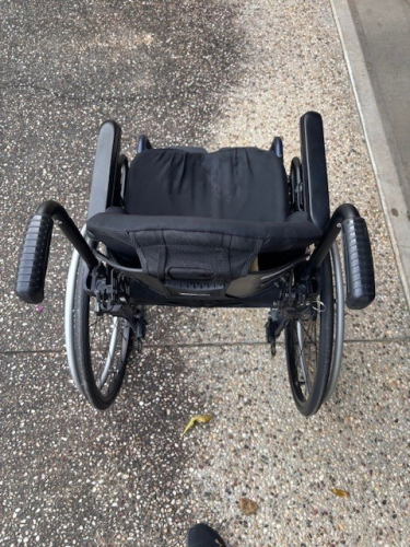 6516_chair_3
