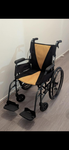 Aspire Vida Wheelchair and Equagel Cushion