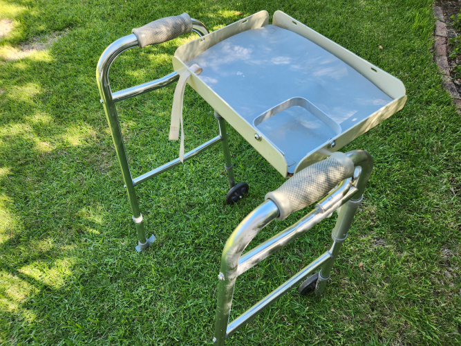 Fold-up Indoor Walker with Tray Table