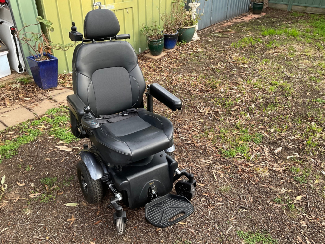 Merits Maverick Power Wheelchair