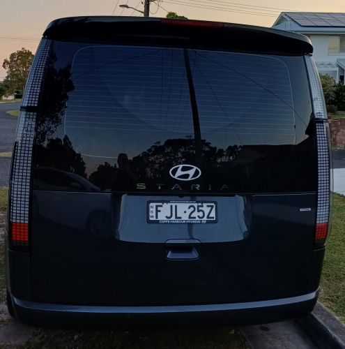 6903_staria_outside_rear