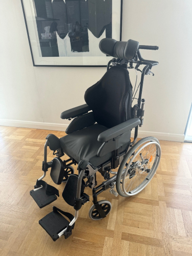 Breezy Relax Tilt & Recline Wheelchair
