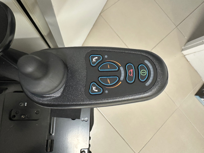 8094_img_8877