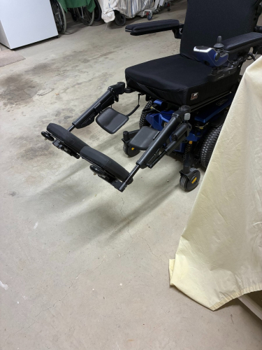 8102_adjustment_both_footplates