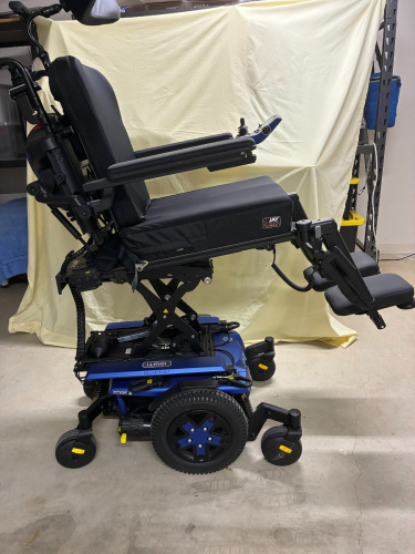 8102_seat_only_vertical_lift