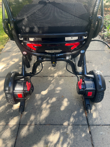8125_power_chair_4