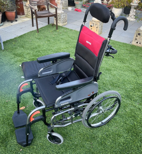 8139_wheelchair