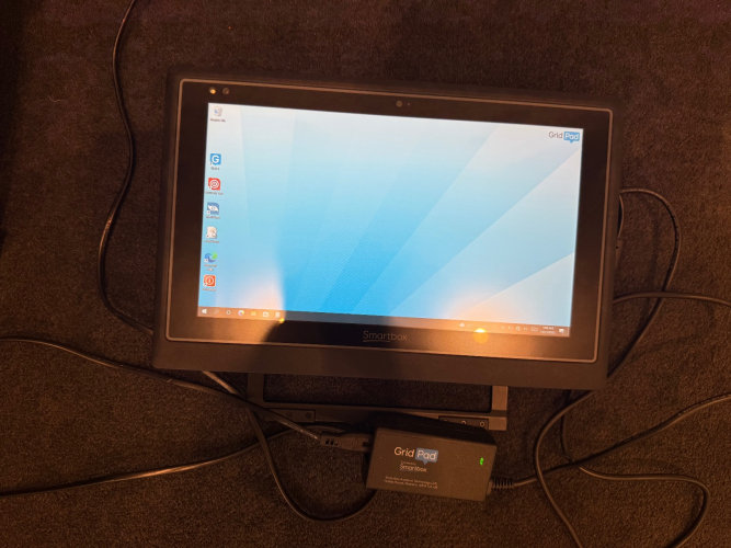 IntelliGaze V4.2 Eye Gaze System + Grid Pad