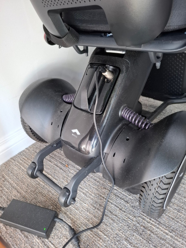 8177_whill_power_wheelchair_-_5_-_20260208_154812_r304444157