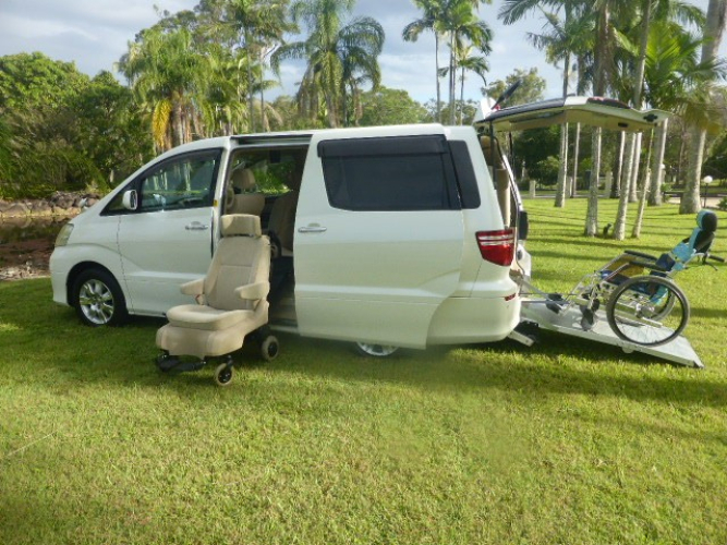 Toyota Alphard Genuine 19,000 km