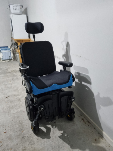 Q6 Edge 3 Powered Wheelchair