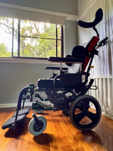 2023 Quickie Iris Tilt-in-Space Wheelchair