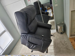 Black Leather Lift Chair with Battery Backup