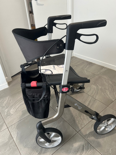 8389_img_2244