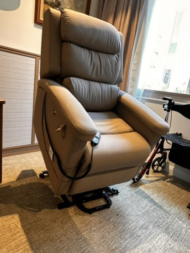 8448_aspire_recliner_4