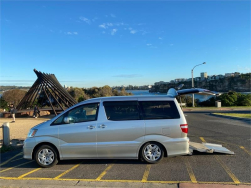 2002 Toyota Alphard Welcab
