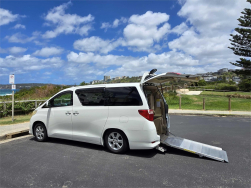 2012 Toyota Alphard Welcab