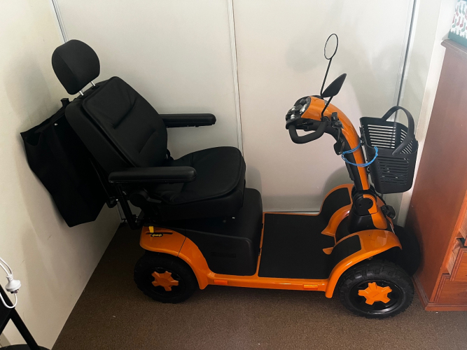 Pride Pathrider Endurance Scooter
