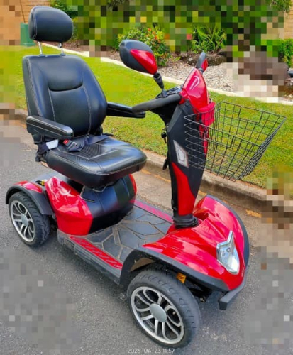 8471_scooterleftside2
