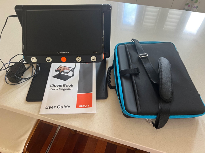 Clover Book Video Magnifier