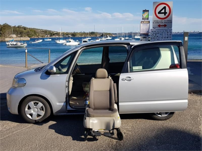 2012 Toyota Porte Welcab