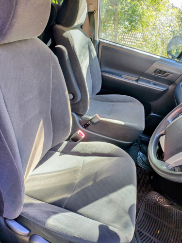 8647_1st_seats